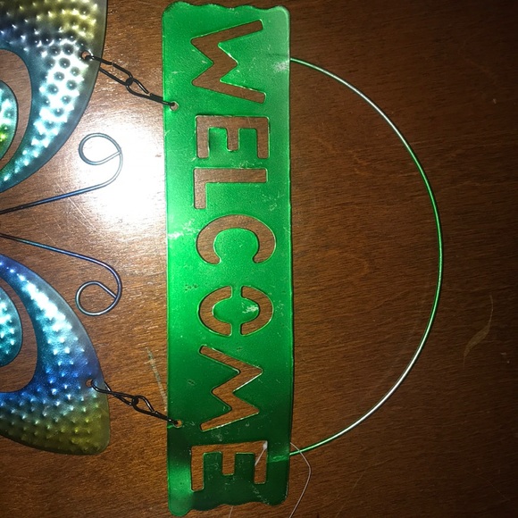 Welcome Butterfly Sign - Picture 2 of 6